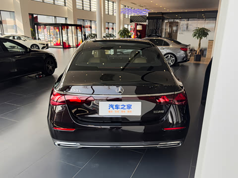 2026�� E 300 L ������