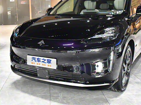 2025�� 670 Max��