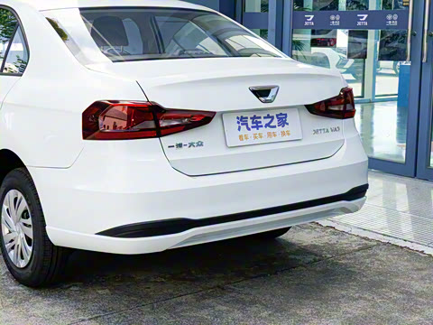 2025�� 1.5L �ֶ���ȡ��