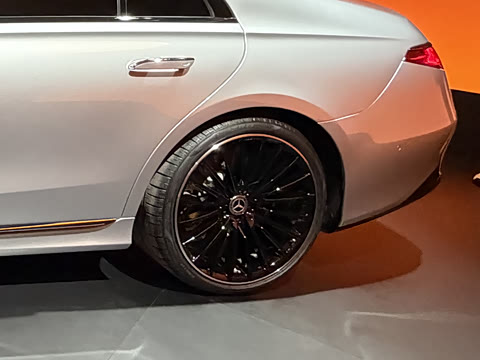 2027�� ������