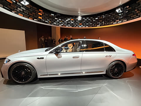 2027�� ������