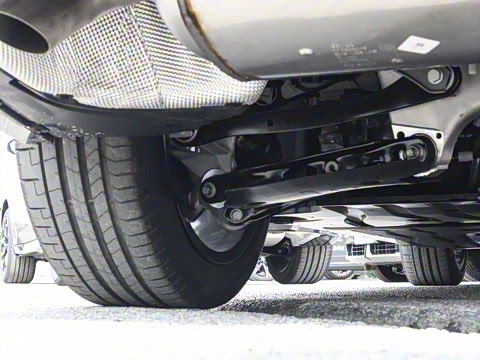 2026�� 530Li ������ M�˶���װ