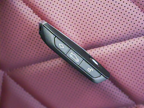 2026�� 530Li ������ M�˶���װ