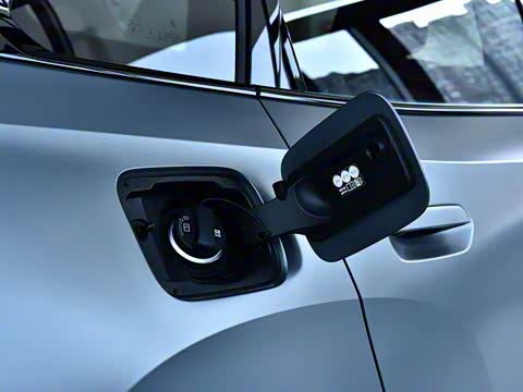 2025�� xDrive30L ������ M�˶���ҹ��װ