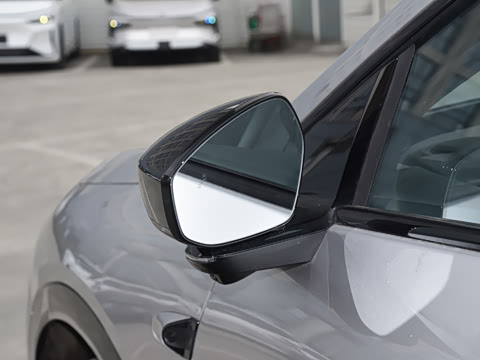 2026�� ���� 1704 Max �Ƽ���