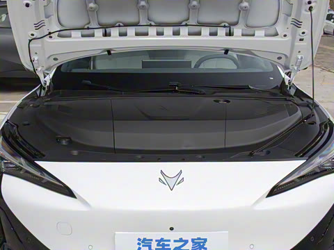 2025�� �Ŀ� 560PRO 185kW