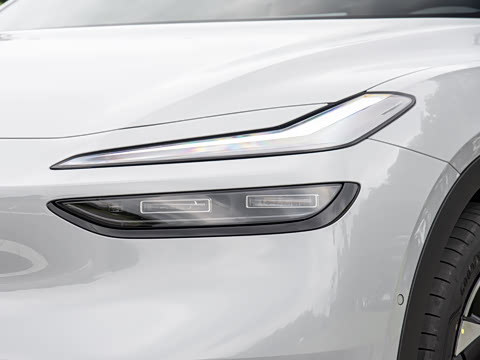 2026�� 85kWh Max+