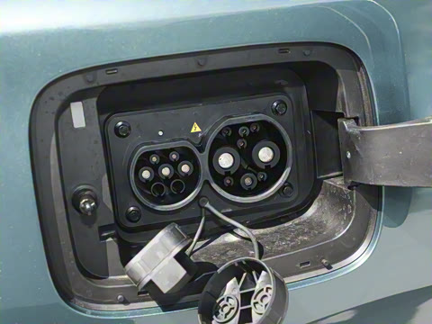 2025�� 185KM�����