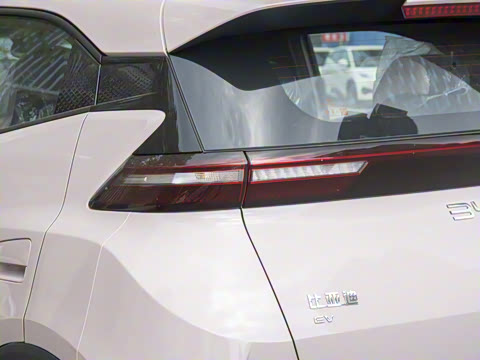 2025�� �Ǽݰ� 405km ���ڰ�