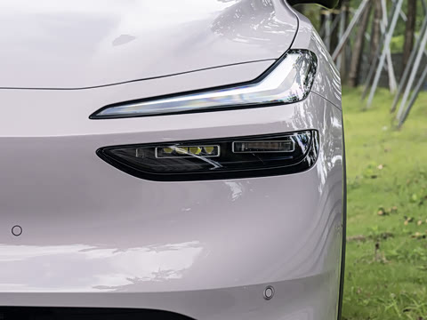 2026�� 85kWh Max+