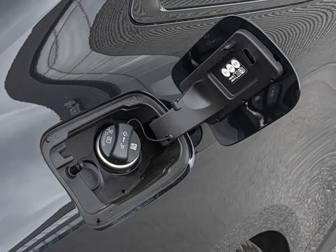 2026�� 430i M�˶���ҹ��װ
