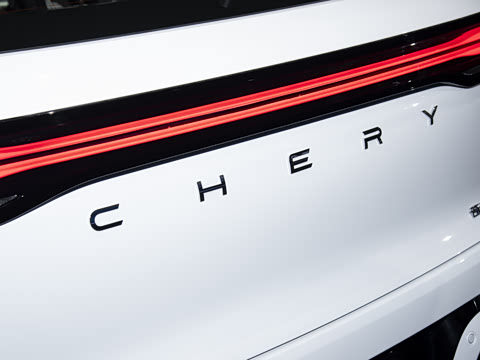 2027�� 2.0T ˫�������������