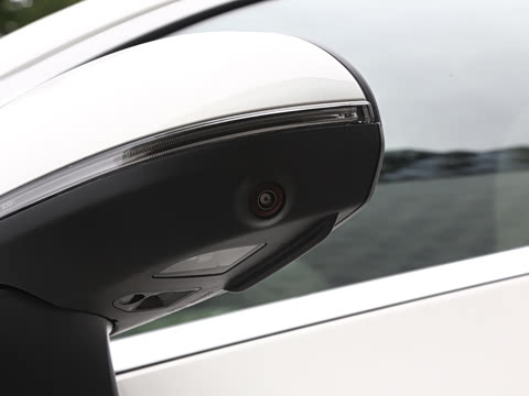2026�� �Ŀ� CLE 300 4MATIC �����ͽ��ܳ�