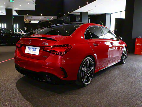 2025�� �Ŀ� AMG A 35 L 4MATIC