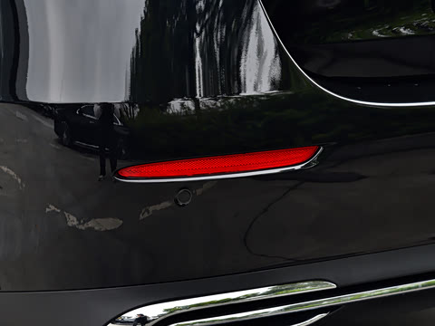 2026�� E 260 L 4MATIC