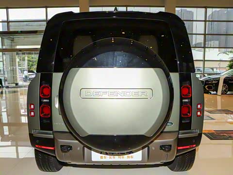 2025�� 90 3.0T P400 X-Dynamic HSE