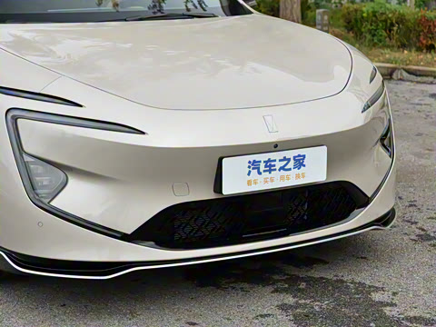 2026�� Ultra ���̰�