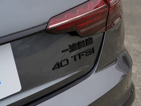 2026�� 200���������� 40 TFSI ���������� B&O ��ҹ��