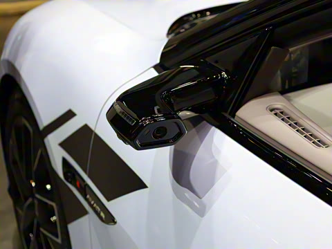 2025�� Ultra���̰�