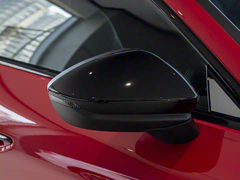 2026�� TFSI quattro 150kW �����޶���