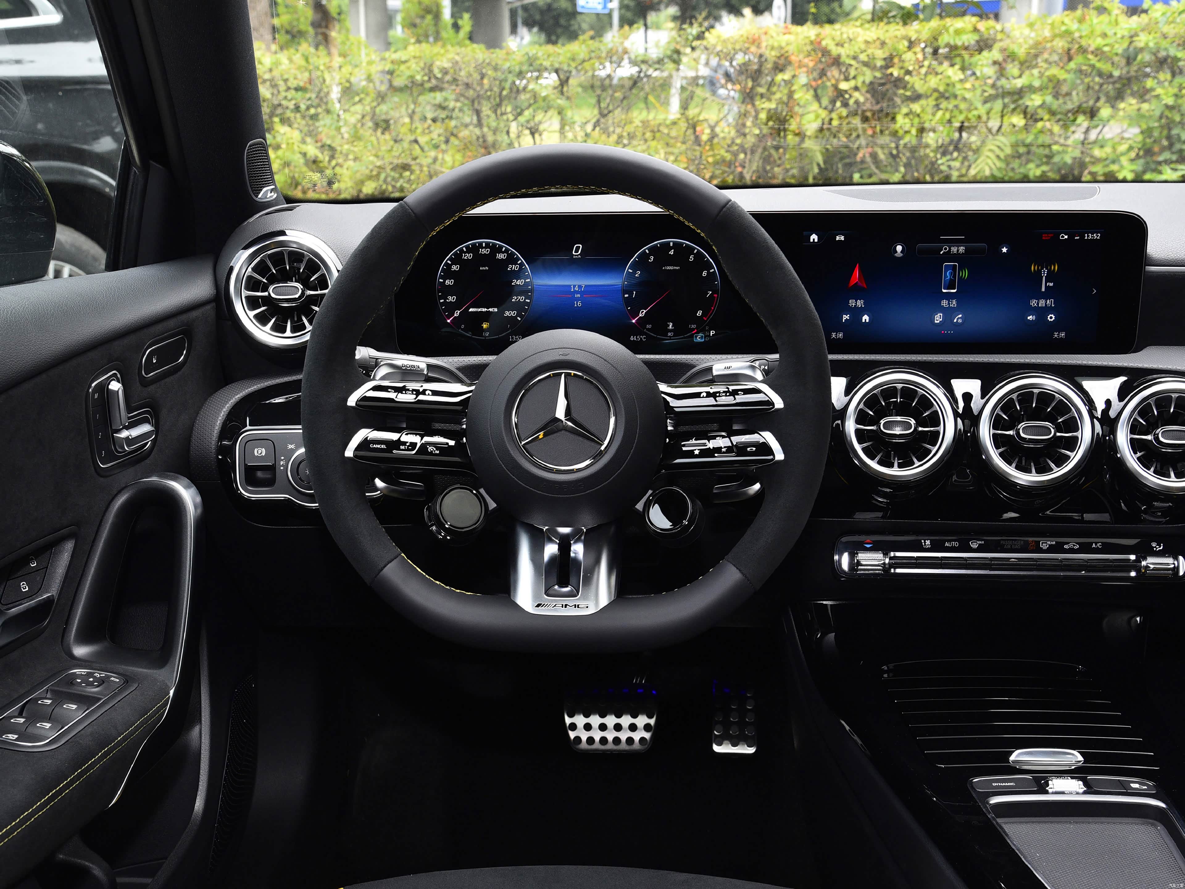 Mercedes-Benz AMG, миниатюра 10