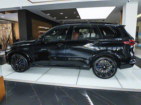 2024�� X5 M ������