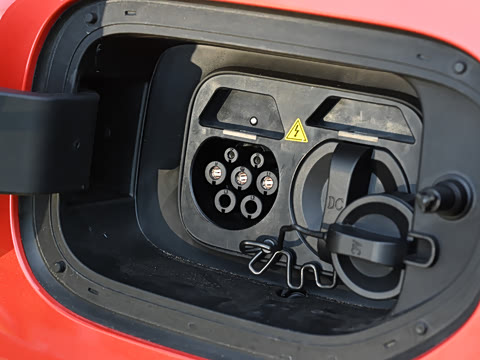 2026�� 550Ultra ��ΪǬ��ADS SE��