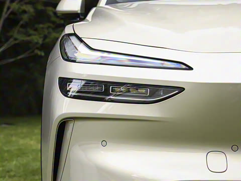 2025�� 85kWh ������