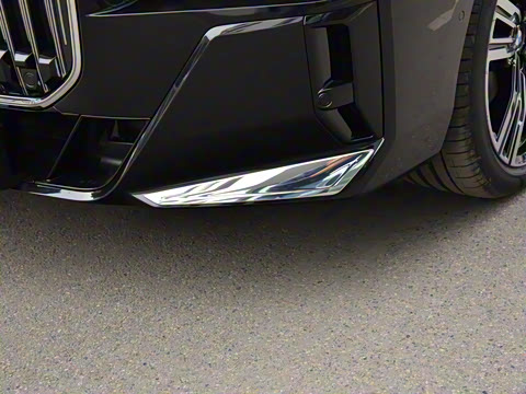 2026�� 740Li ������ M�˶���װ