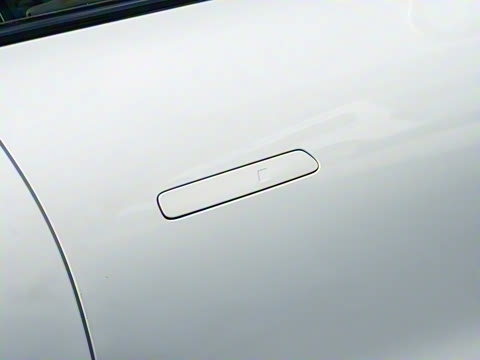 2025�� 670 Max��