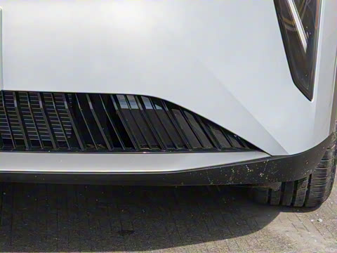 2025�� Plus 610 ������