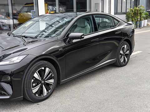 2026�� 660Max��ΪǬ��ADS SE��