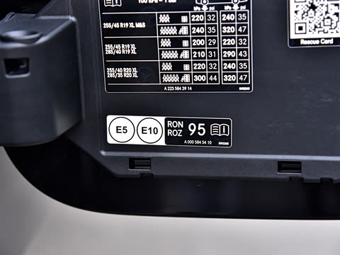 2026�� S 400 L ������