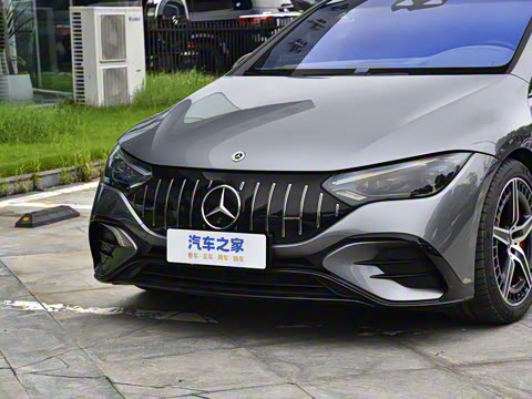 2023�� AMG EQE 53 4MATIC+