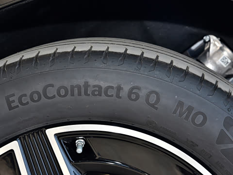 2026�� �Ŀ� GLC 260 4MATIC ����SUV