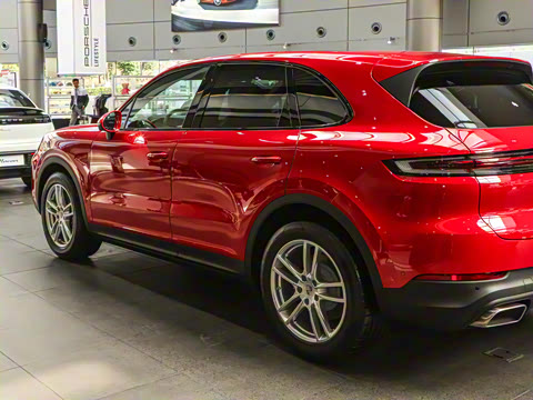 2025�� Cayenne 3.0T ���ΰ�