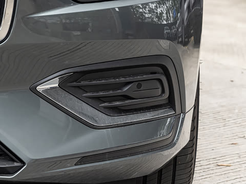 2027�� B4 ��Զ������
