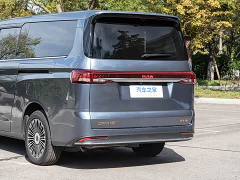 2026�� ���̰� 230�콢�� 7��