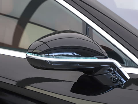 2025�� EV �����콢��