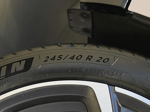 2026�� 100kWh Touring