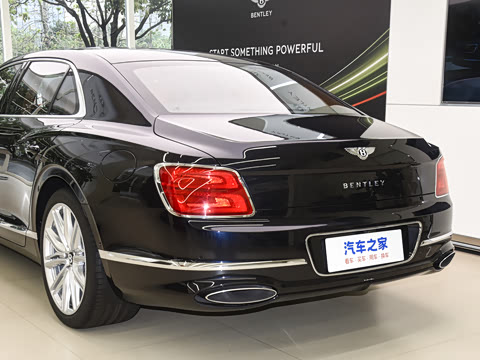 2026�� 4.0T V8 ��׼��