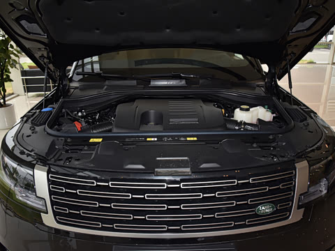 2026�� 3.0 L6 400PS HSE�����