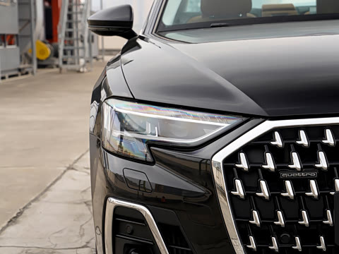 2026�� A8L 45 TFSI quattro ������