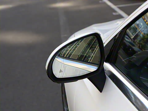 2026�� CLE 300 4MATIC �����ͽ��ܳ�