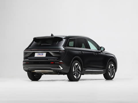 2026�� 2.0T ����������