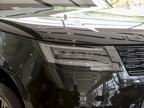 2026�� 3.0 L6 360PS SE�����