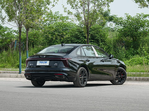 2025�� 2.0T �Զ���Ӱ200���������