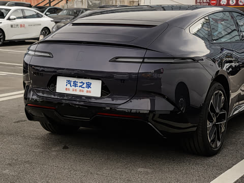 2025�� �Ŀ� Ultra���������