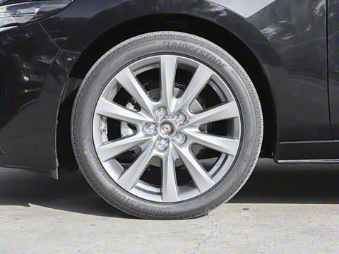 2025�� 2.0L �Զ����Ű�