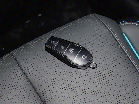 2025�� EV 545KM������